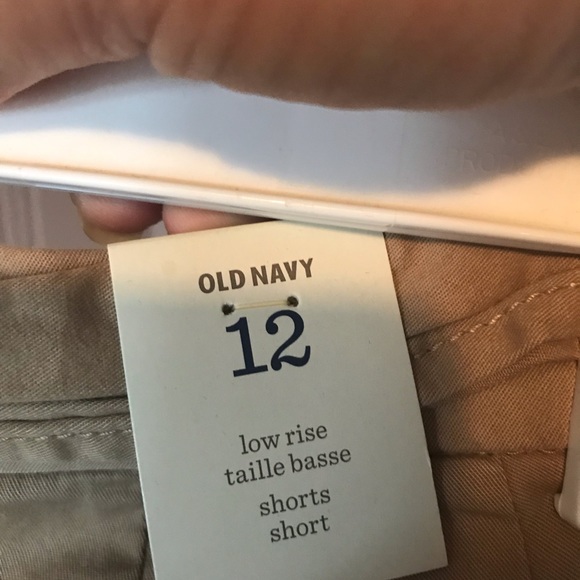 NWT Old Navy Shorts - Picture 3 of 4